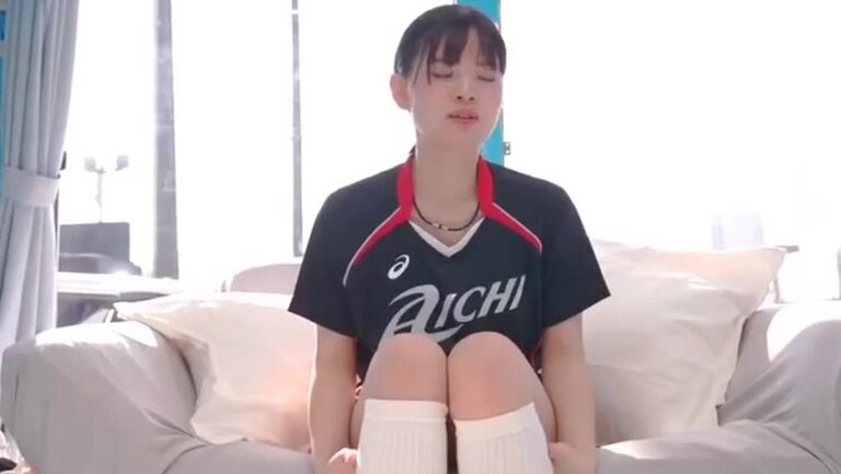 【マジックミラー号】巨乳女子大生が体験乗車、恥ずかしすぎてお漏らし！